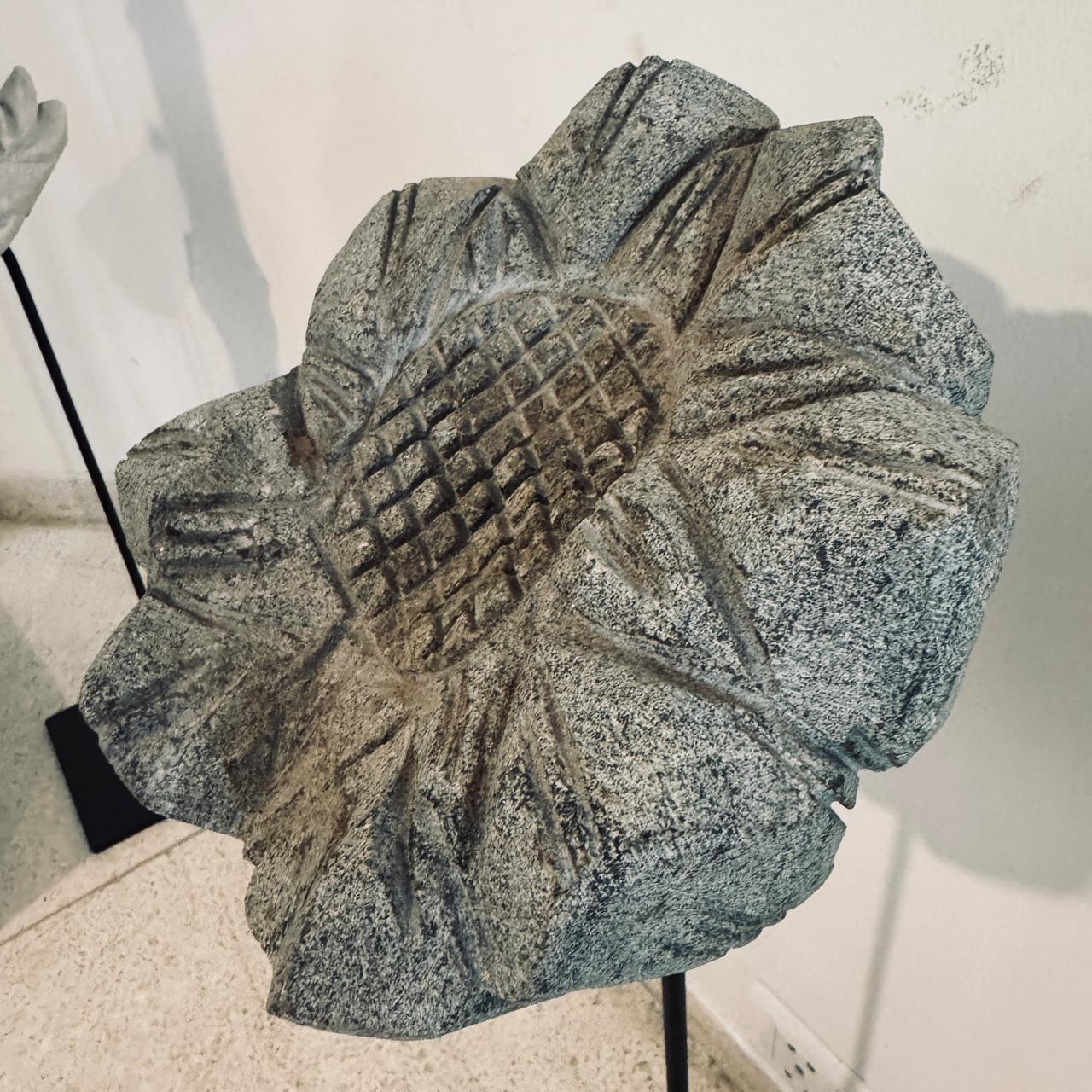 Stone Flower/ Blossom  : Gul 9